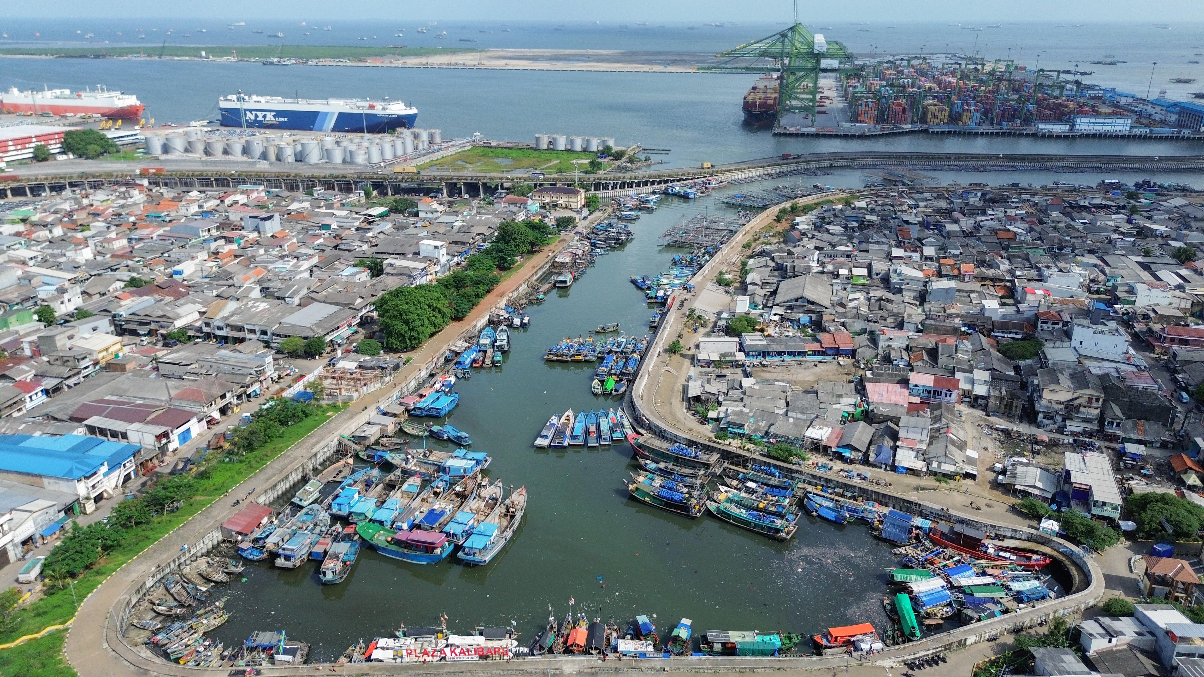 Highlight Pengaman Pantai, Kecamatan Penjaringan, Jakarta Utara